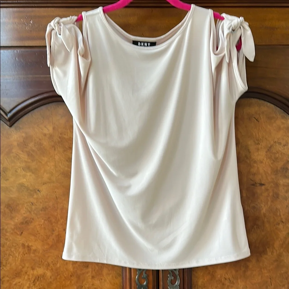 DKNY Cold Shoulder Top - Picture 8 of 11